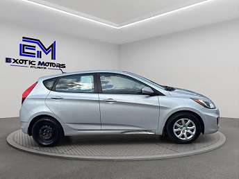 Silver Hyundai Accent GS 2012