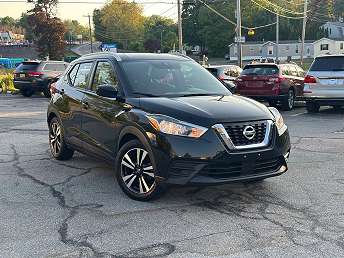 2020 Nissan Kicks SV 