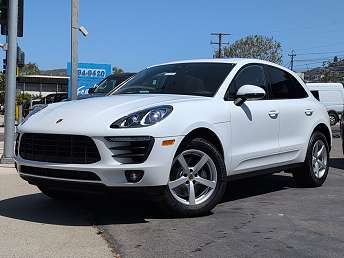2018 Porsche Macan Base 