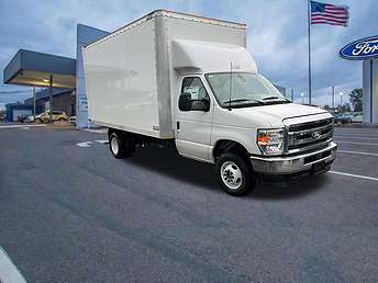 2026 Ford Econoline E-450 