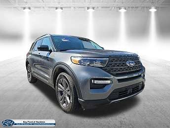 2024 Ford Explorer XLT 