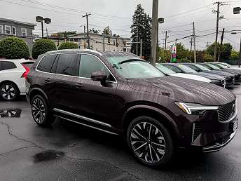 2026 Volvo XC90 B5 Plus 