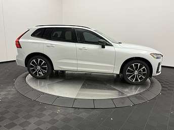 2023 Volvo XC60 B5 Plus 