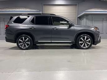 2024 Honda Pilot Touring 