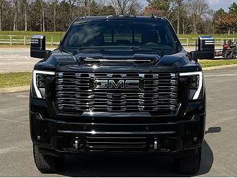 2025 GMC Sierra 2500HD Denali 