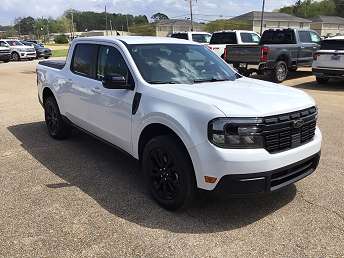 2023 Ford Maverick Lariat 