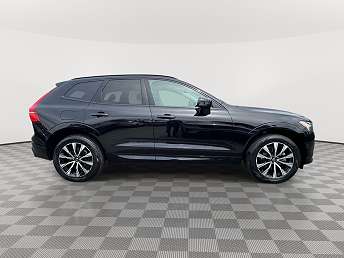 2024 Volvo XC60 B5 Plus 