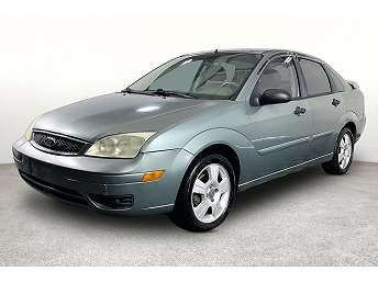 Green Focus Sedan 2005