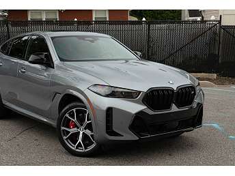 2024 BMW X6 M60i 