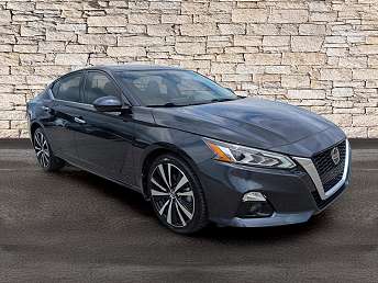 2021 Nissan Altima Platinum 