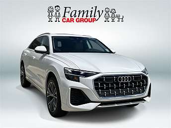 2025 Audi Q8 Premium Plus 