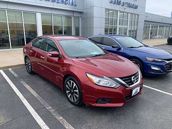 2018 Nissan Altima SV 