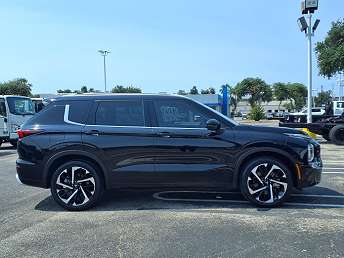 2022 Mitsubishi Outlander SEL 