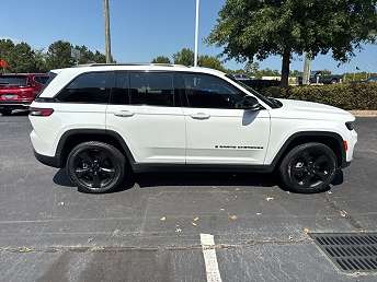2023 Jeep Grand Cherokee Limited Edition 