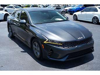 2022 Kia K5 LXS 