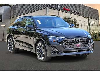 2026 Audi Q8 Premium Plus 