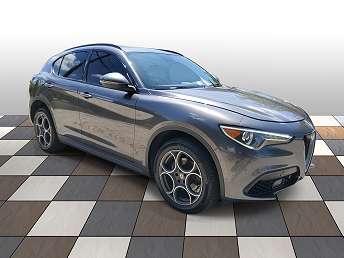2018 Alfa Romeo Stelvio Sport 
