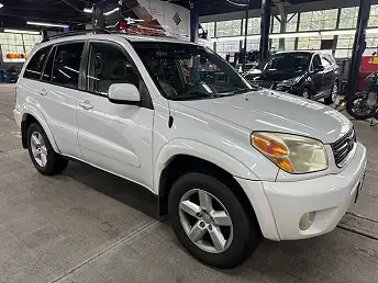 2005 Toyota RAV4 Base