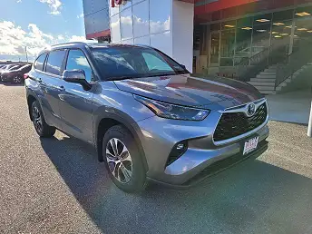 2025 Toyota Highlander XLE