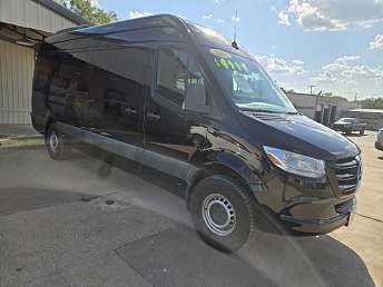 Used freightliner cargo store vans for sale