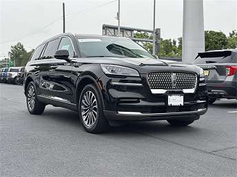 2023 Lincoln Aviator Standard 