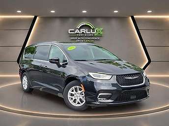 2022 Chrysler Pacifica Touring-L 