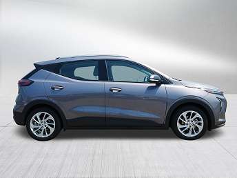 Gray Chevrolet Bolt EUV SUV 2022