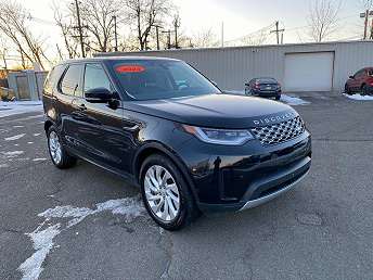 2024 Land Rover Discovery S 