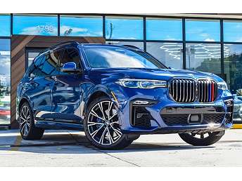 2022 BMW X7 M50i 