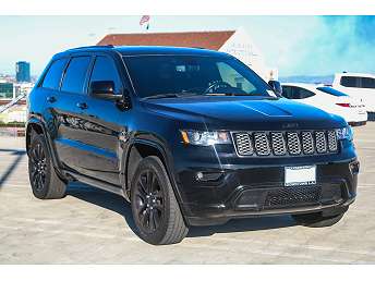 2020 Jeep Grand Cherokee Altitude 