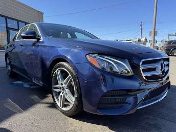 Blue Mercedes-Benz E-Class E 300 2019