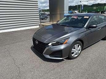2024 Nissan Altima S 
