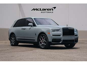 Gray Rolls-Royce Cullinan Black Badge 2022
