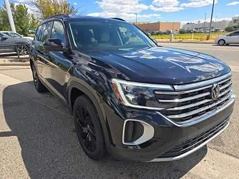 2025 Volkswagen Atlas SE 