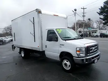 2019 Ford Econoline E-350