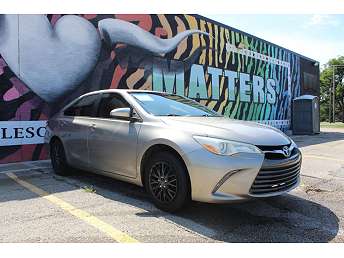 2016 Toyota Camry LE 