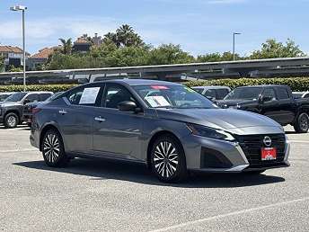 Gray Nissan Altima Sedan 2024
