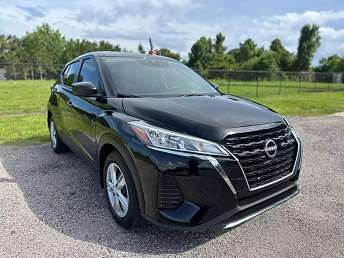 2024 Nissan Kicks S 