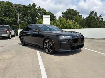 2023 BMW 7 Series 740i 
