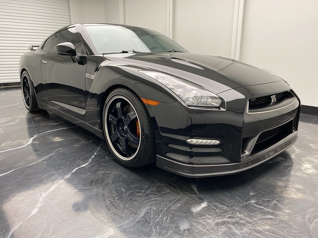 Used 2013 Nissan GT-R for Sale Near Me - CARFAX
