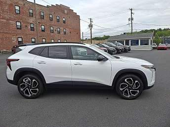 2024 Chevrolet Trax RS 