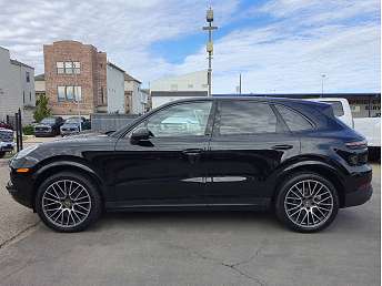 2020 Porsche Cayenne  