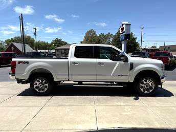 2022 Ford F-350 Lariat 