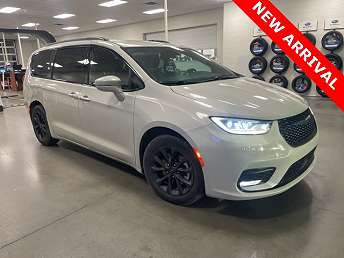 2021 Chrysler Pacifica Touring-L 
