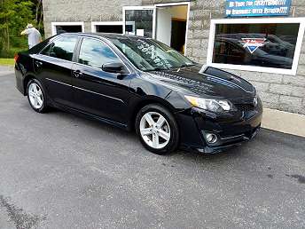 2014 Toyota Camry SE 