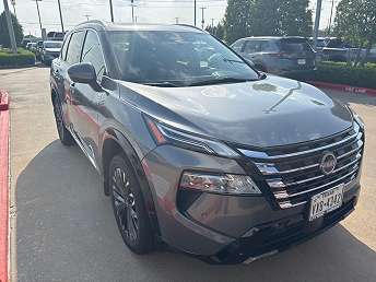 2024 Nissan Rogue Platinum 