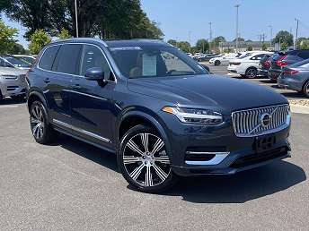 2025 Volvo XC90 T8 Ultra 