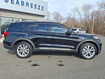 2023 Ford Explorer Platinum 