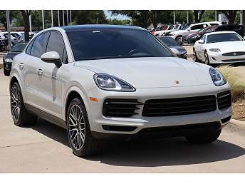 2022 Porsche Cayenne  