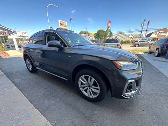 2022 Audi Q5 Premium 